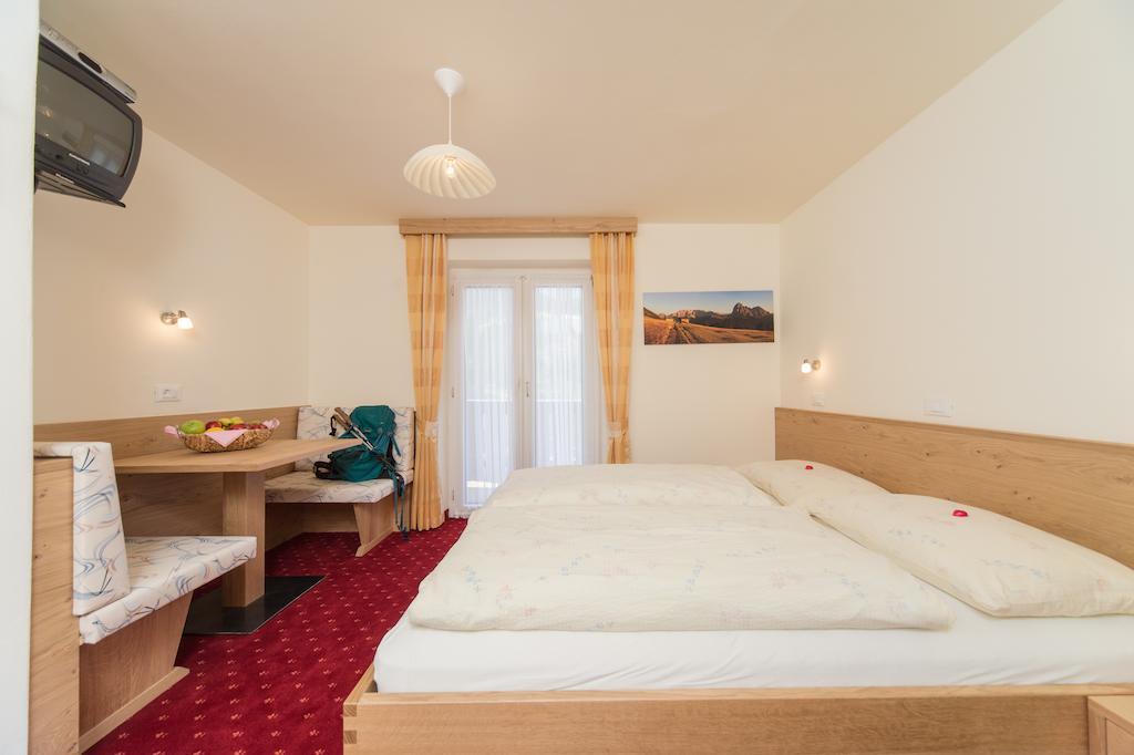 Santa Cristina Val Gardena Kedul Lodge מראה חיצוני תמונה